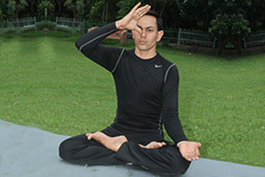 Chandra Bheda Pranayama in Gurgaon