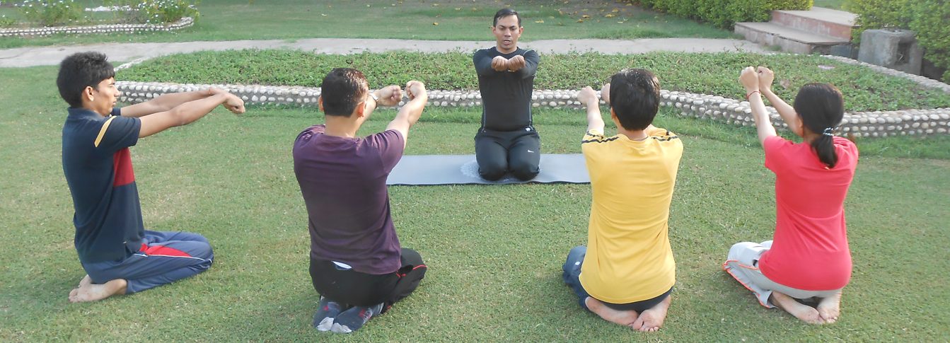 group yoga classes in gurgaon